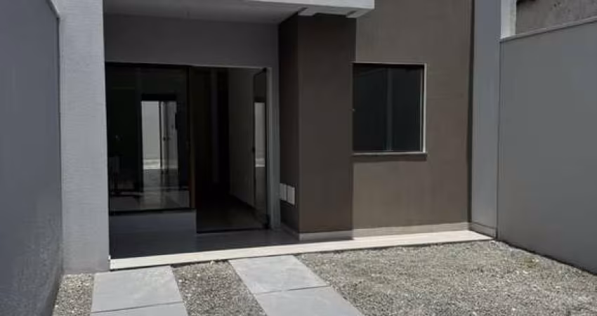 Casa residencial para Venda em Rua Pública, na Gabriela, Feira de Santana, 2 quartos sendo 1 suíte, 1 sala, 2 banheiros, 2 vagas, 125,00 m² área total