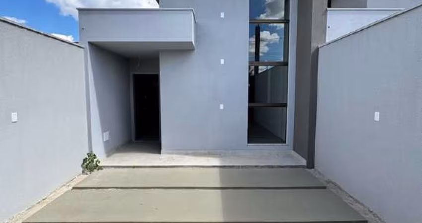 Casa residencial para Venda em Rua Pública, Sim, Feira de Santana, 3 quartos sendo 1 suíte, 1 sala, 2 banheiros, 2 vagas