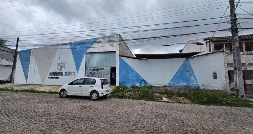 Galpão comercial para Locação em rua pública, Conceição, Feira de Santana, 1 sala, 1 banheiro, 380m² área total.