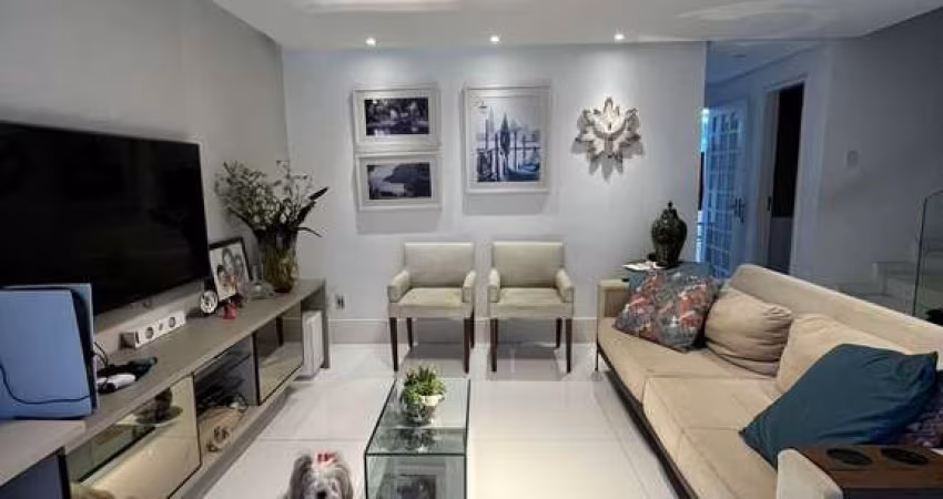 Casa Duplex na Santa Mônica, 3 Quartos, para Venda, em condominio fechado, em Feira de Santana, Área de 150 m².
