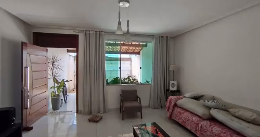 Casa residencial para venda em rua publica, mangabeira, feira de santana, 3 quartos sendo 1 suíte, 1 sala, 2 banheiros, 2 vagas