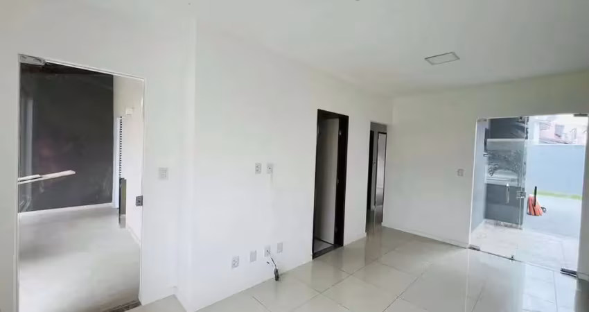 Casa residencial para locação em condominio fechado, sim, feira de santana, 3 quartos, sendo 1 suíte, 1 sala, 2 banheiros, 1 vaga