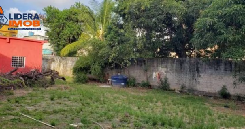Terreno na Ribeira, Muito Amplo, Área Total de 1.345 m², para Venda, em Salvador.
