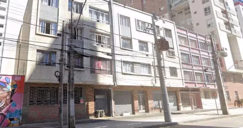 Apartamento com 3 quartos à venda na Rua Lourenço Pinto, 270, Centro, Curitiba