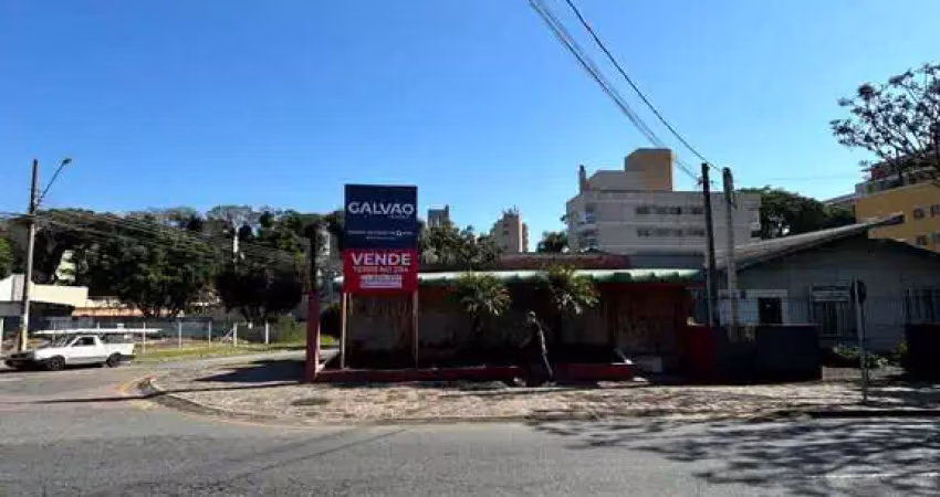 Terreno à venda na Avenida Presidente Kennedy, 3320, Água Verde, Curitiba