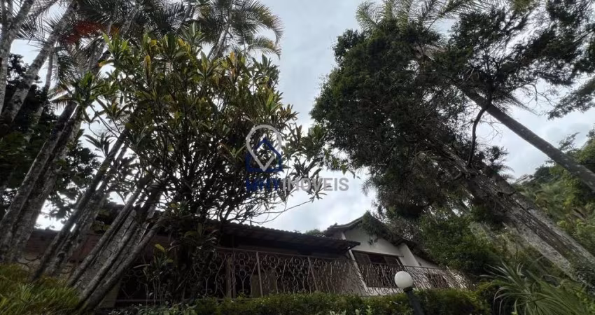 Casa em condomínio fechado com 4 quartos à venda na Alameda Serra da Mantiqueira, 118, Vila Del Rey, Nova Lima