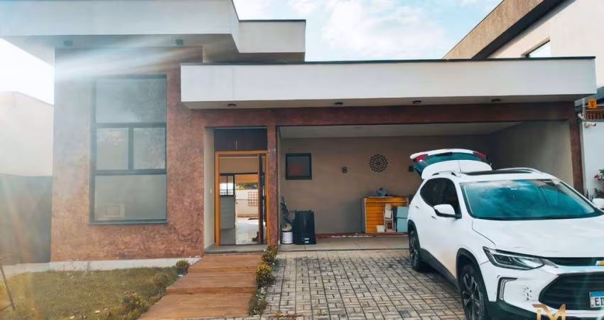 Casa de Cond para alugar com 330m² / 3 Quartos (1 Suíte) / 3 Banheiros / 4 vagas