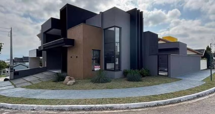 Casa à venda | 3 Quartos (3 Suítes 1 com Closet) | 4 Banheiros | 326m² | 4 Vagas