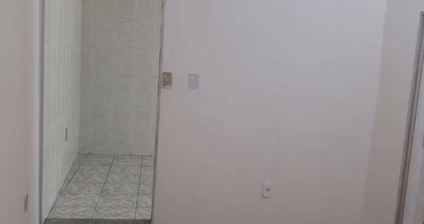 Casa com 1 dormitório para alugar por R$ 829,50 - Vila Formosa - São Paulo/SP