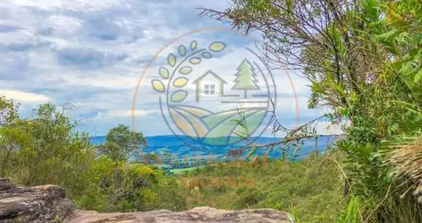 Belíssima fazenda com cachoeira e nascente em carrancas - fa00107