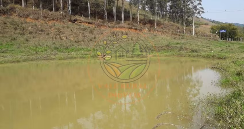 OPORTUNIDADE! ÁREA DE 20.000 M², ESCRITURADA E COM FARTURA DE ÁGUA EM SFX! AR00051