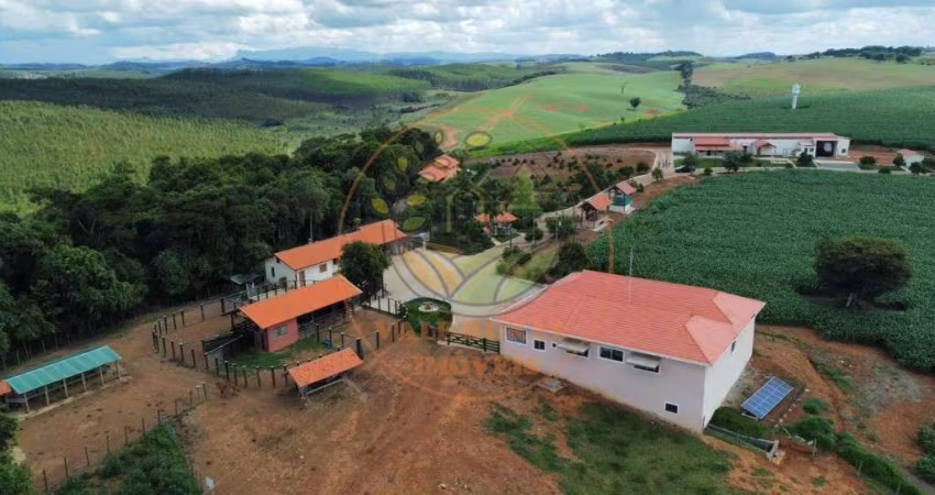 MARAVILHOSA FAZENDA NO SUL DE MINAS COM  171 HECTARES, RICA EM ÁGUAS E EXCELENTE INFRAESTRUTURA ! FA00057