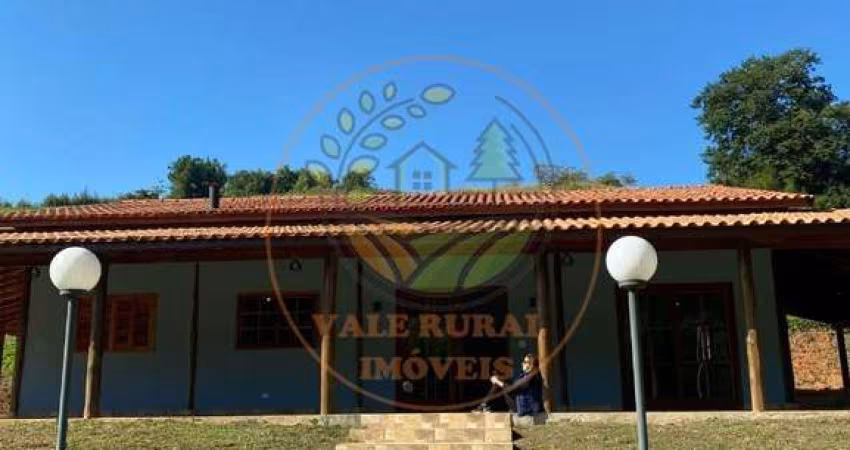 OPORTUNIDADE! SITIO MARAVILHOSO A VENDA EM BANANAL- SP  ST00067