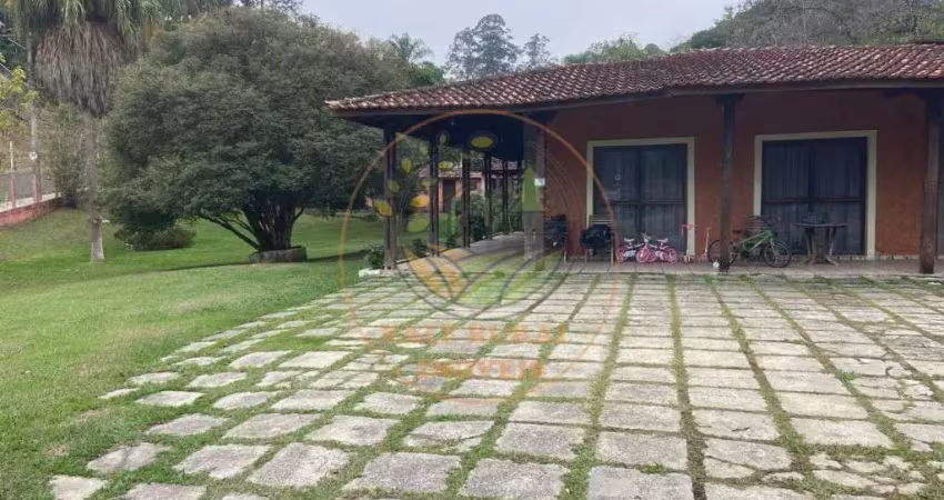Chácara de 2.000m² em condomínio de jacareí - sp  ch00298