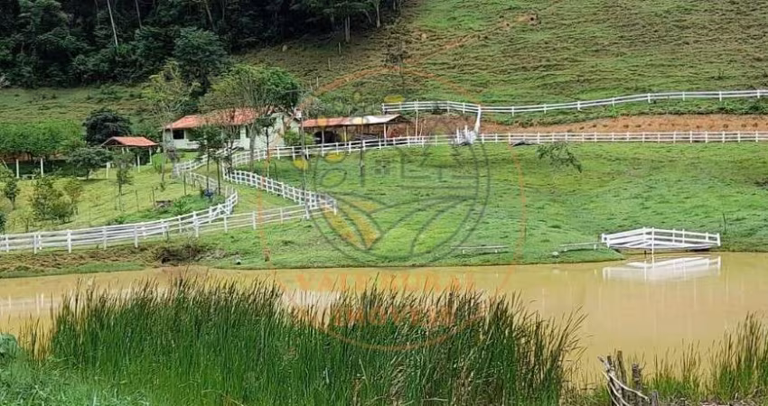 EXCELENTE! SITIO EXPETACULAR COM RIQUEZA DE ÁGUA EM SÃO LUIZ DO PARAITINGA - SP ST00210