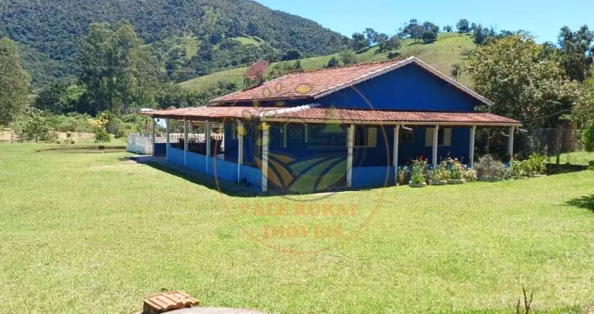 Maravilhosa chácara em lagoinha - sp com piscina e área gourmet  ch00353