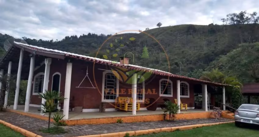 Vendo uma maravilhosa chácara na região de jacareí/sp lugar de paz e sossego ch00412