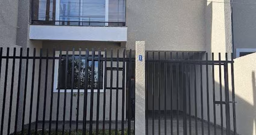 Sobrado para Venda em Curitiba, Sítio Cercado, 3 dormitórios, 1 suíte, 3 banheiros, 2 vagas