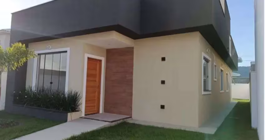 Casa em condomínio fechado com 3 quartos à venda no Pindobas, Maricá 