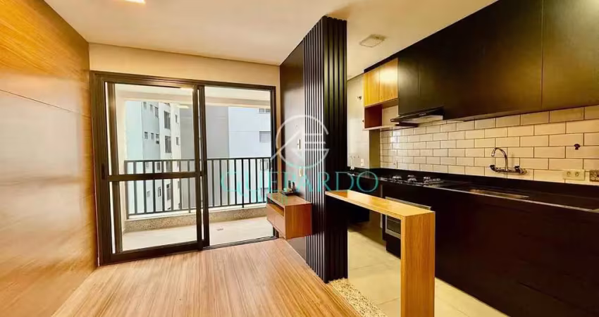Apartamento para locação na gleba palhano – 1 suíte, 2 vagas, sacada e mobiliado – freedom palhano