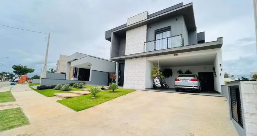 Casa a Venda no Condomínio Central Parque - Salto/SP.