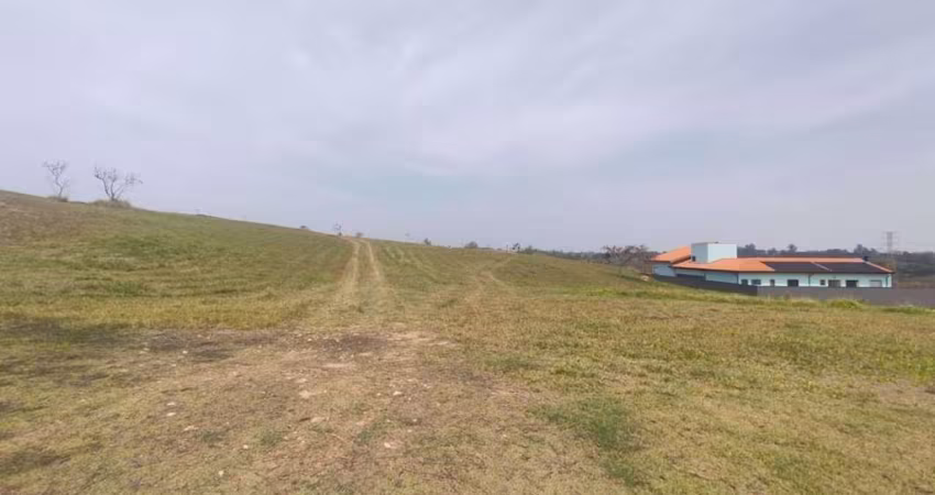 Terreno à Venda no Condomínio Campos de Santo Antônio II em Itu/SP