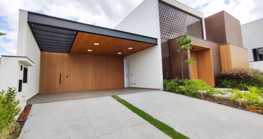 Casa à Venda no Condomínio Villa Dos Pinheiros - Indaiatuba/SP