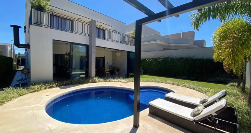 Casa à Venda no Condomínio Portal dos Bandeirantes em Salto/SP
