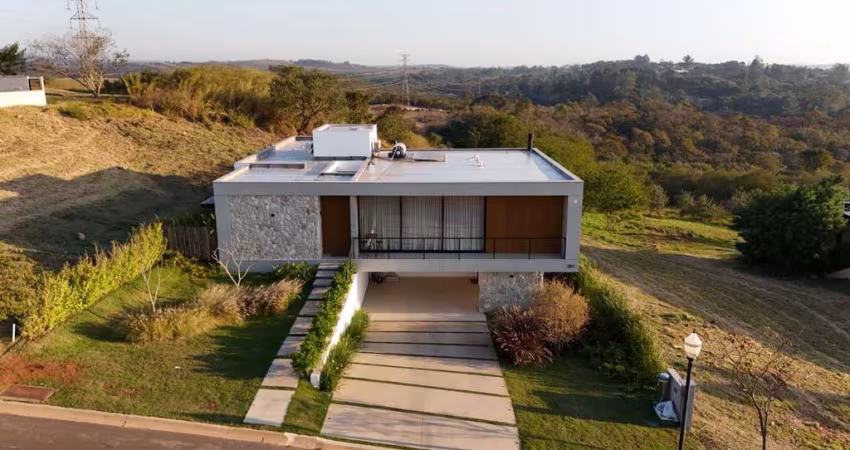 Casa à Venda no Condomínio Campos de Santo Antônio II em Itu/SP
