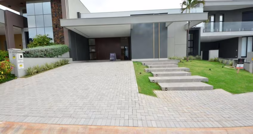 Casa com 3 dormitórios à venda, 220 m² por R$ 2.198.000,00 - Condomínio Dona Maria José - Indaiatuba/SP