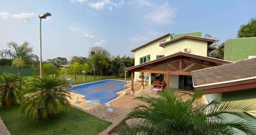 Casa a venda no Condomínio Zuleika Jabour - Salto/SP.