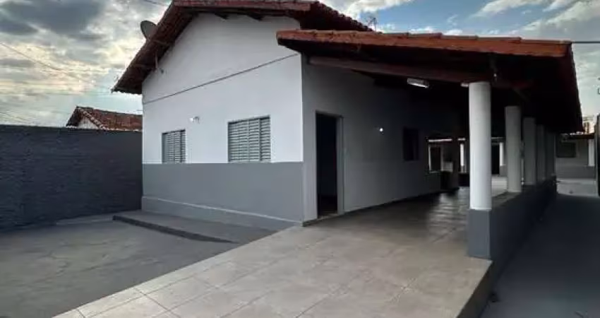 Casa com 4 quartos à venda na Ana Cândida Oliveira, 2, Vila Jardim São Judas Tadeu, Goiânia
