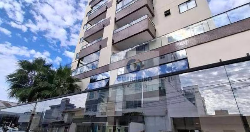Apartamento com 2 dormitórios para alugar, 60 m² por R$ 3.790/mês - São João - Itajaí/SC