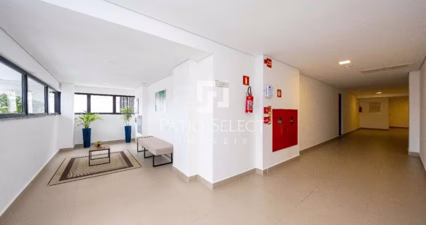 Apartamento com 2 Dormitórios, 1 Suíte, Sacada com Churrasqueira, 1 Vaga de Garagem.