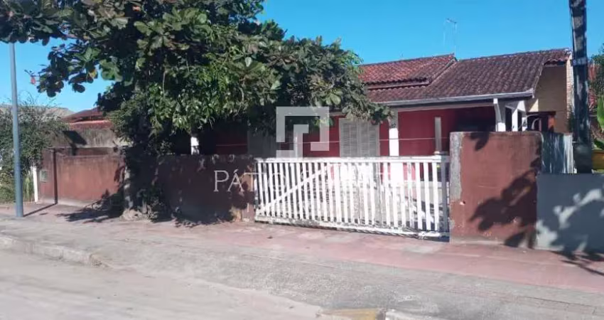 Casa com 172 m², 5 quartos sendo 3 suítes à venda no bairro itapema do norte.