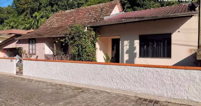 Casa com 3 dormitórios à venda por R$ 410.000,00 - Vila Itoupava - Blumenau/SC