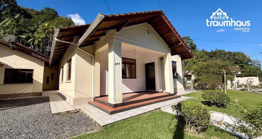 Casa com 5 dormitórios à venda, 230 m² por R$ 690.000 - Vila Itoupava - Blumenau/SC