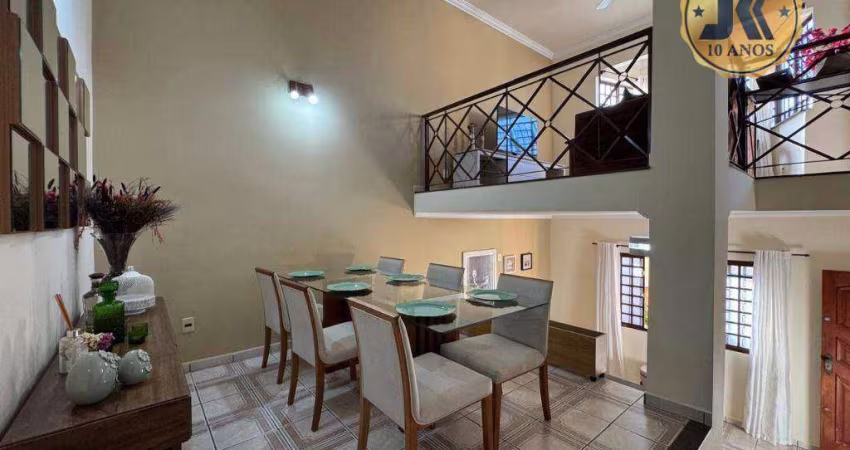 Casa com 4 dormitórios à venda, 310 m² por R$ 850.000 - Mauá II - Jaguariúna/SP