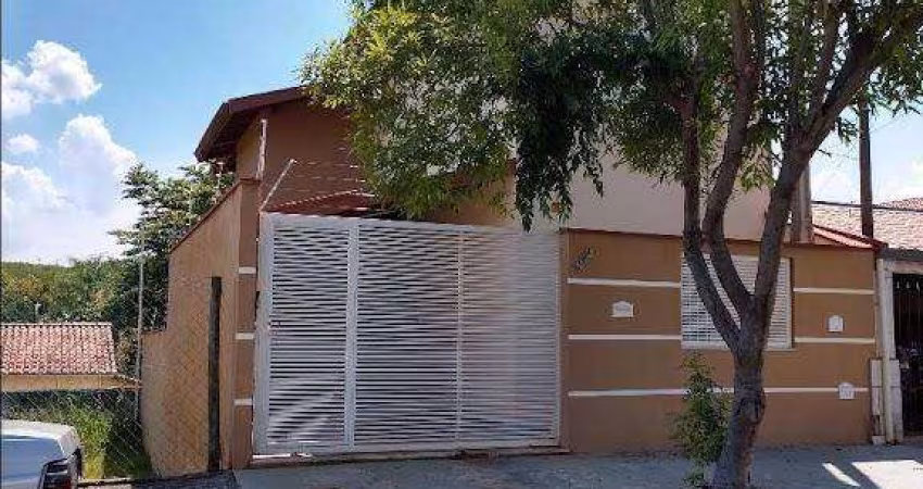 Casa com 3 dormitórios à venda, 226 m² por R$ 790.000,00 - Santa Cruz - Jaguariúna/SP