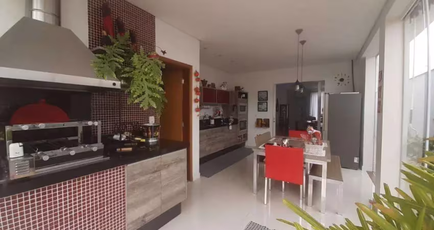 Casa à venda em jaguariúna, vila jorge zambon, com 2 suítes, com 160 m², condomínio panini