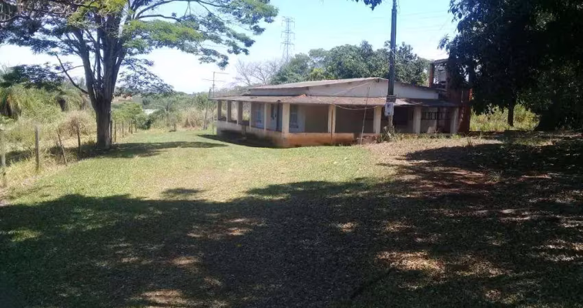 Sítio à venda em jaguariúna, borda mata, com 2 quartos, com 63000 m²