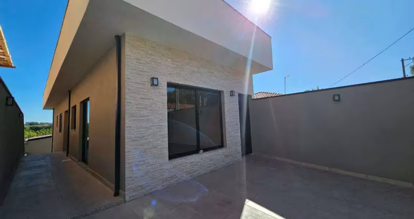 Casa à venda em jaguariúna, roseira de cima, com 2 quartos, com 137.75 m²