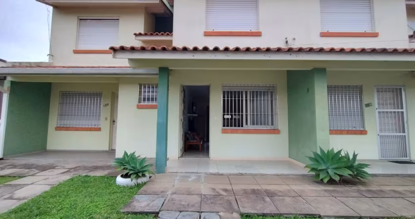 Sobrado 2 dormitórios em Capão Novo