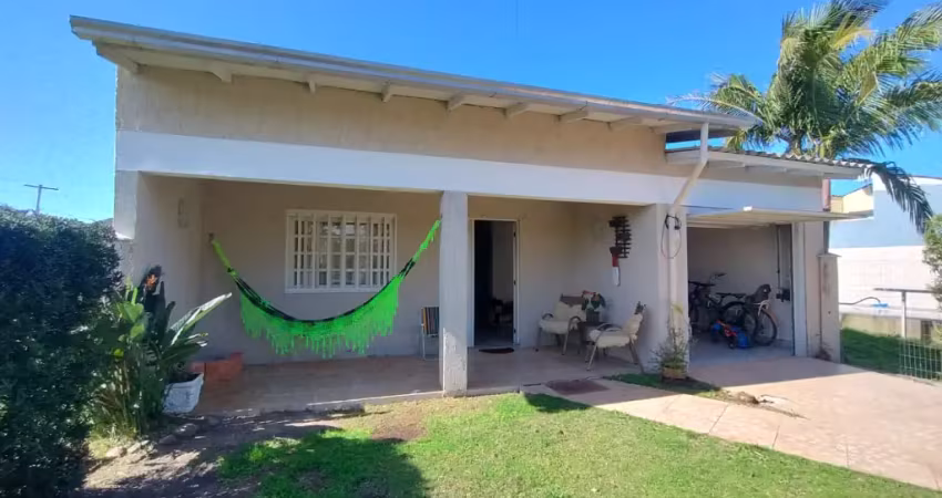 Linda casa 2 dormitórios em capão novo, região de moradores
