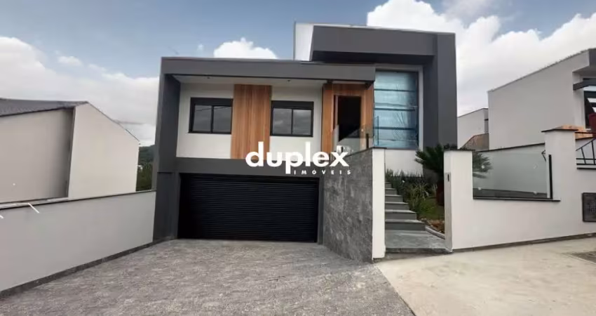 CASA ALTO PADRÃO COM 3 DORMITÓRIOS SENDO 1 SUÍTE, VAGA 4 CARROS EM SÃO JOSÉ