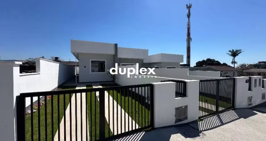 Casa térrea geminada com 2 dormitórios e 2 vagas no bairro ipiranga