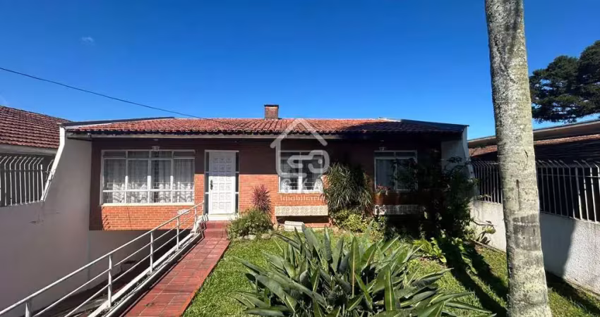 Casa com 4 quartos à venda na Rua Robert Kennedy, Tingui, Curitiba