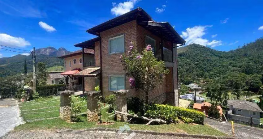 Refúgio de luxo em teresópolis, rj - casa com vista espetacular!