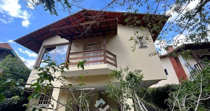 Luxuosa casa de 7 quartos em condomínio fechado em teresópolis-rj
