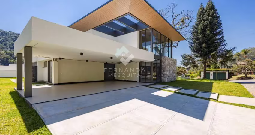 Casa de condomínio com 4 quartos, 523,00m², à venda em teresópolis, quebra frascos